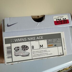 Nike women’s Ace White and Pink golf shoes